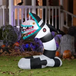 Gemmy Airblown Inflatable Beetlejuice Sandworm -Gemmy 1904171 A4